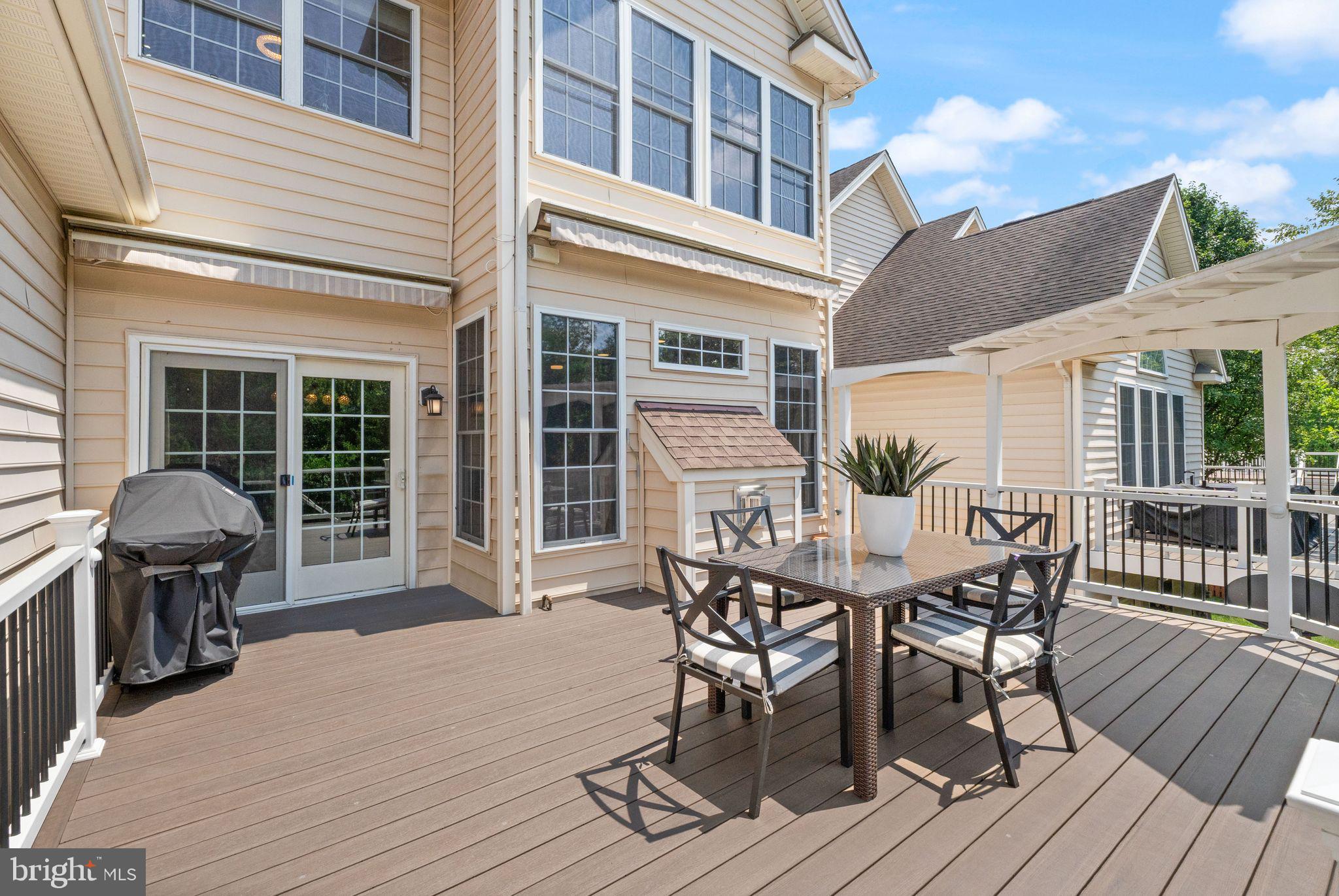 5704 Wheelwright Way