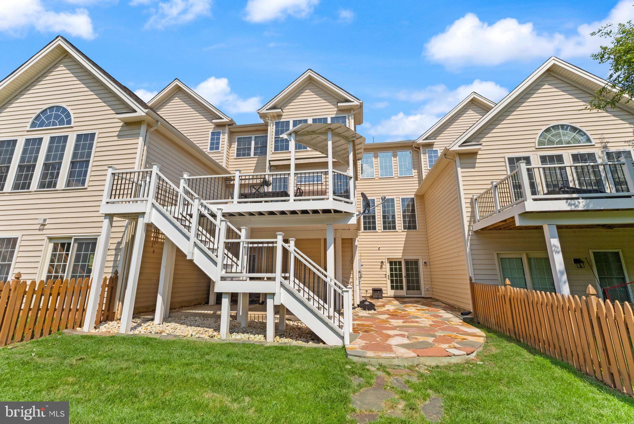 5704 Wheelwright Way