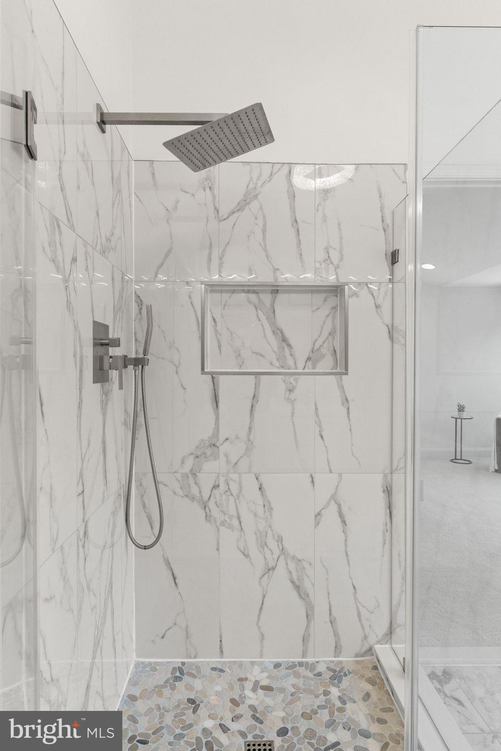 5704 Wheelwright Way