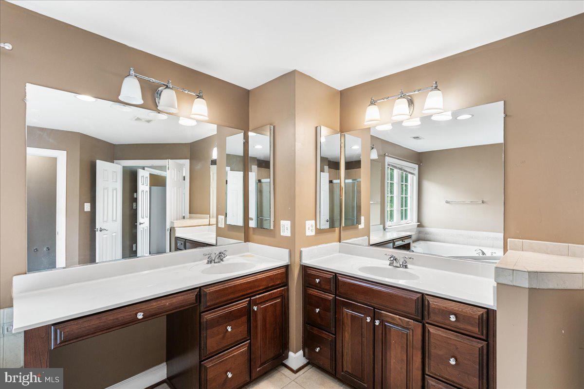 3629 STONEWALL MANOR DRIVE