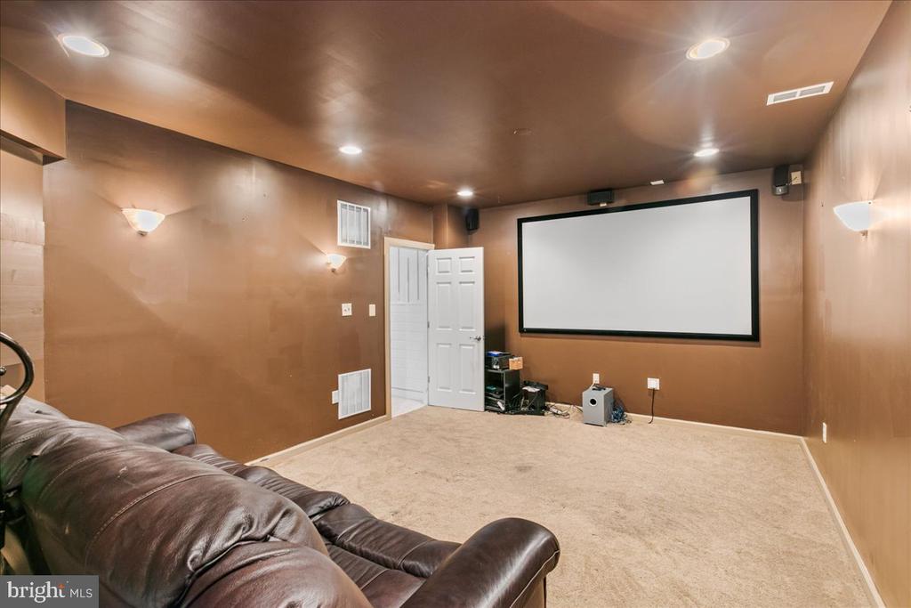 3629 STONEWALL MANOR DRIVE