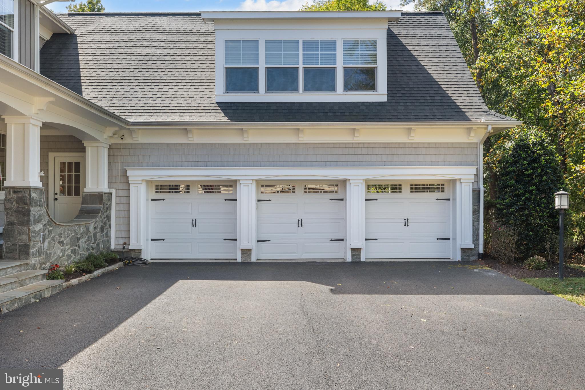 14529 BLUFF POINT COURT