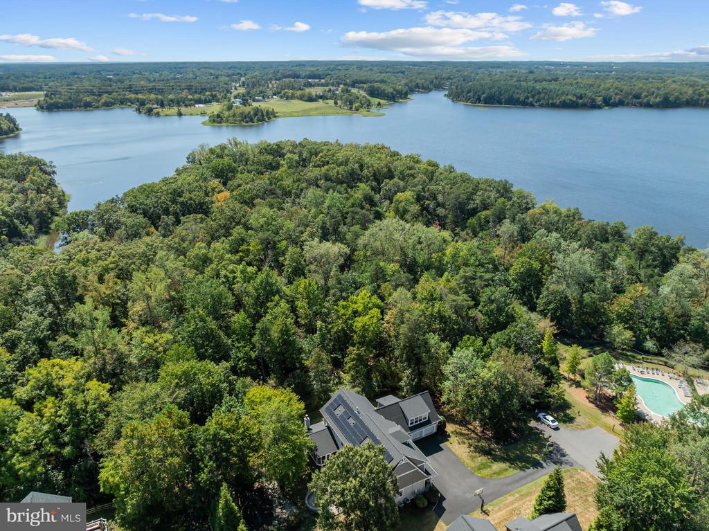 14529 BLUFF POINT COURT