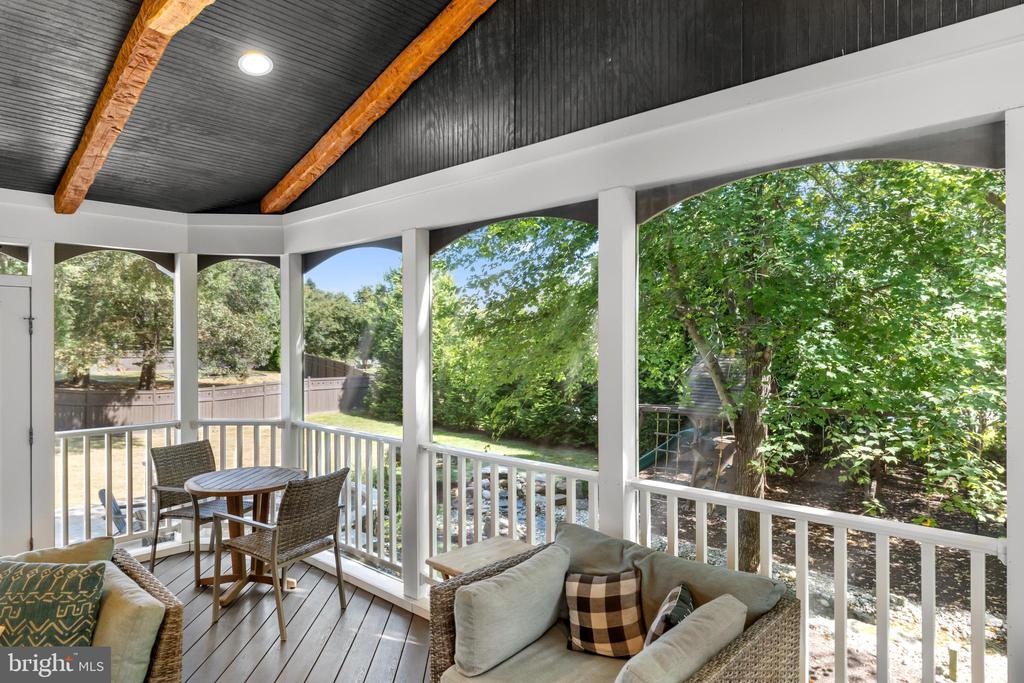 14529 BLUFF POINT COURT