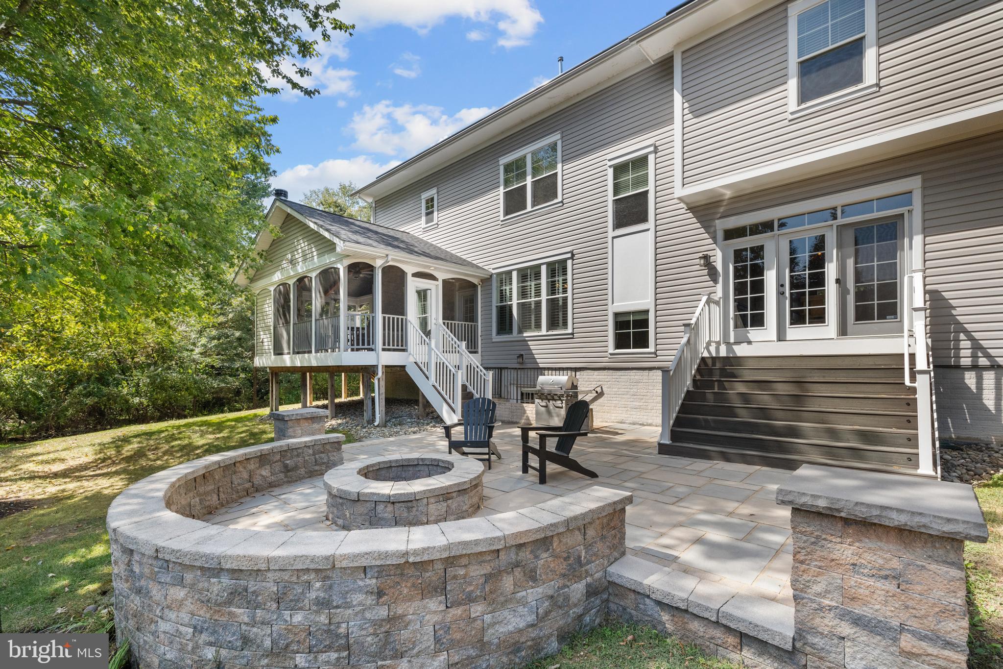 14529 BLUFF POINT COURT