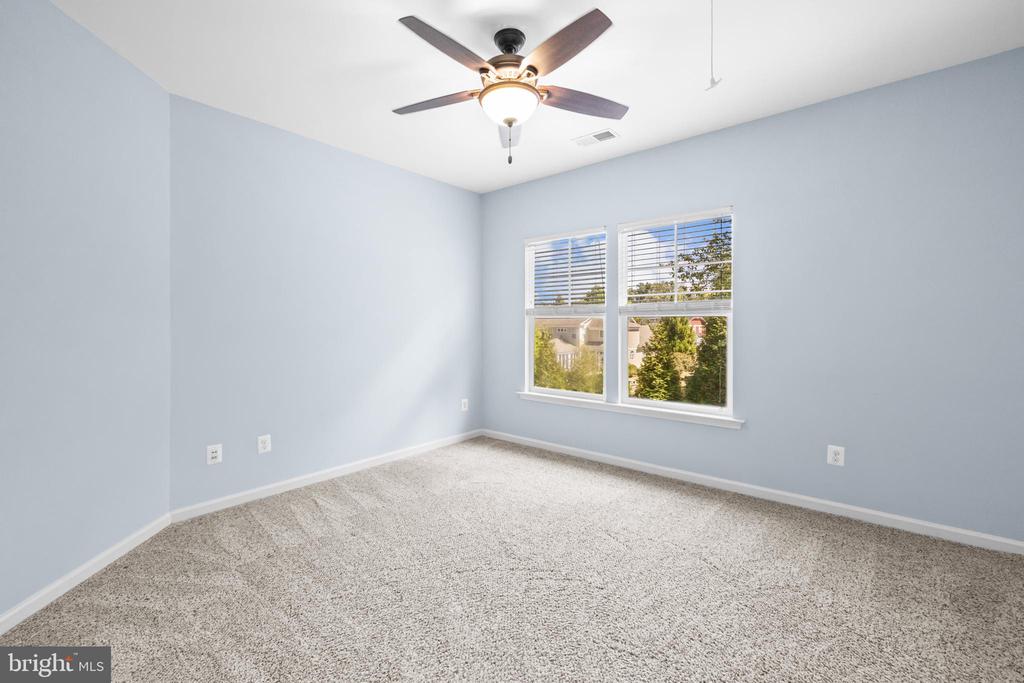 14529 BLUFF POINT COURT