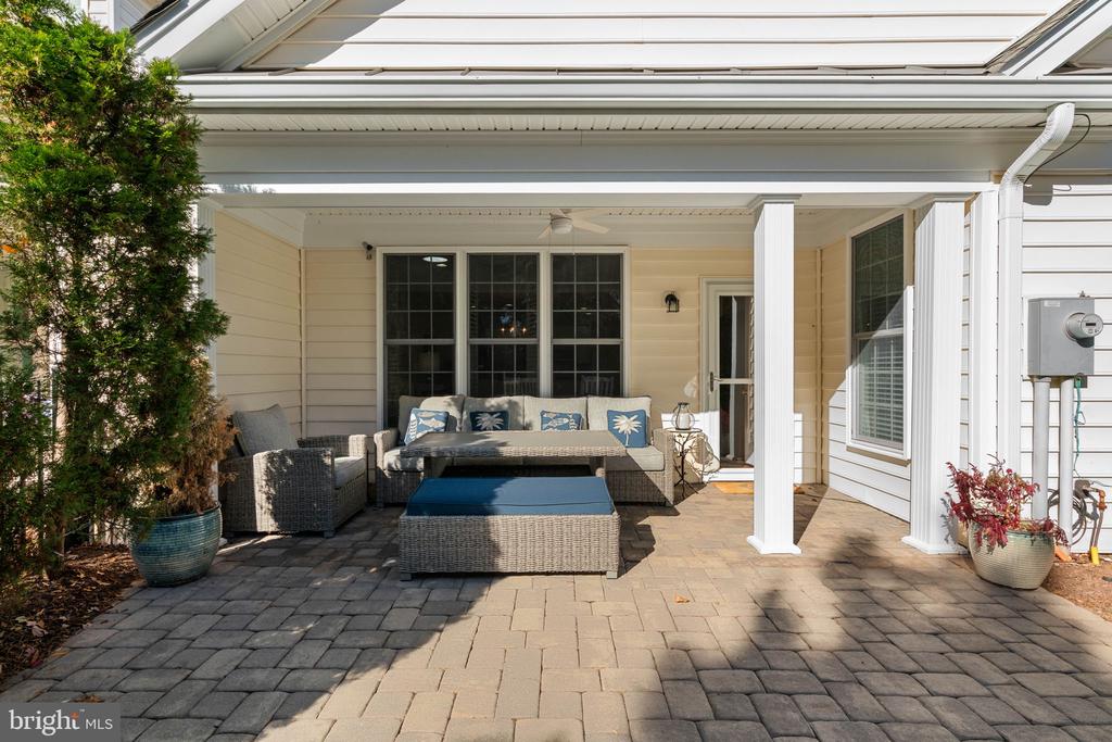 5484 RODRIQUEZ LANE