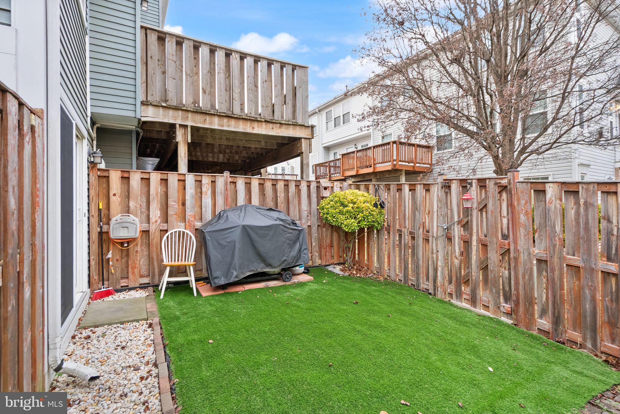 8003 COPPERFIELD WAY