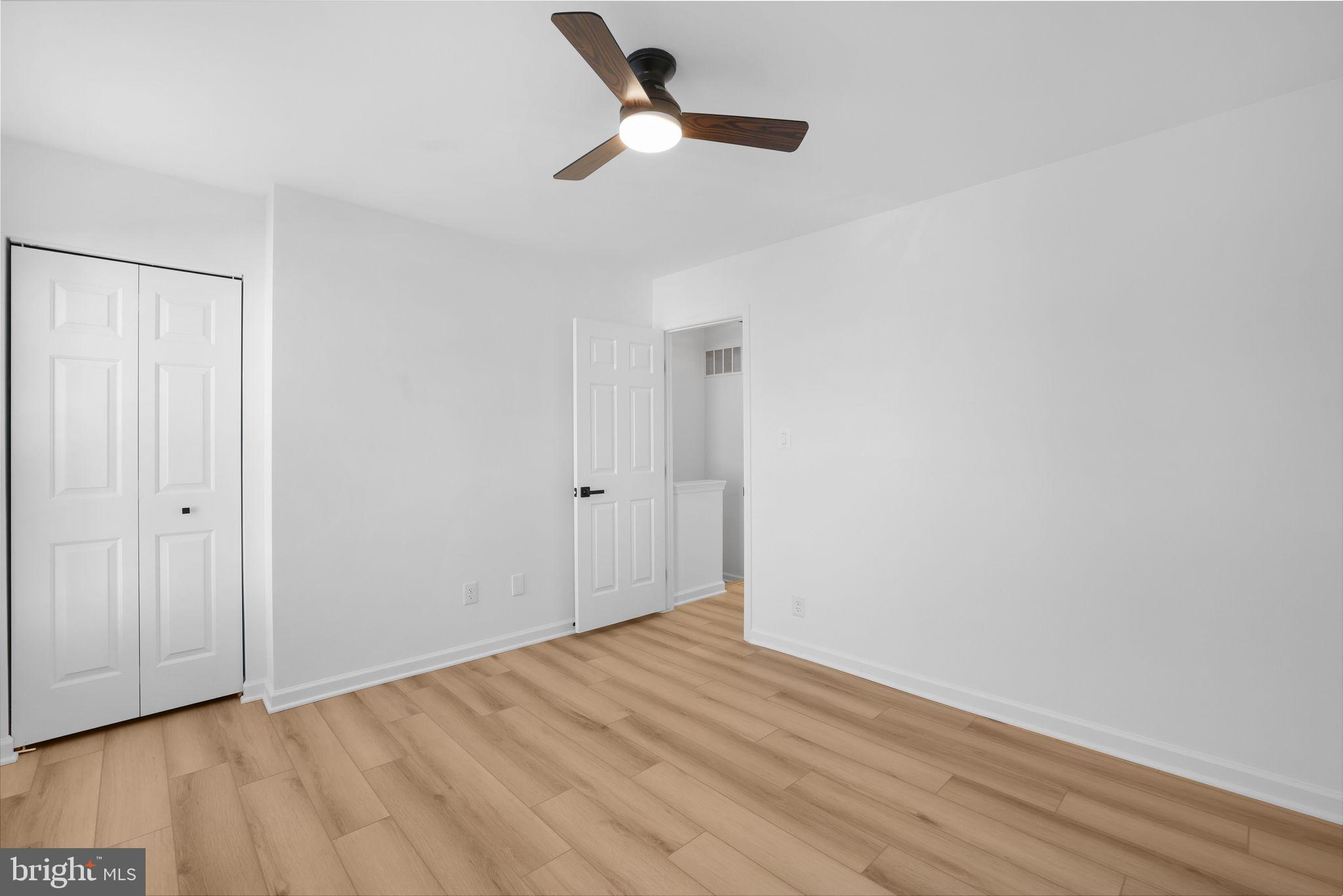 1742 TIGER LILY CIRCLE