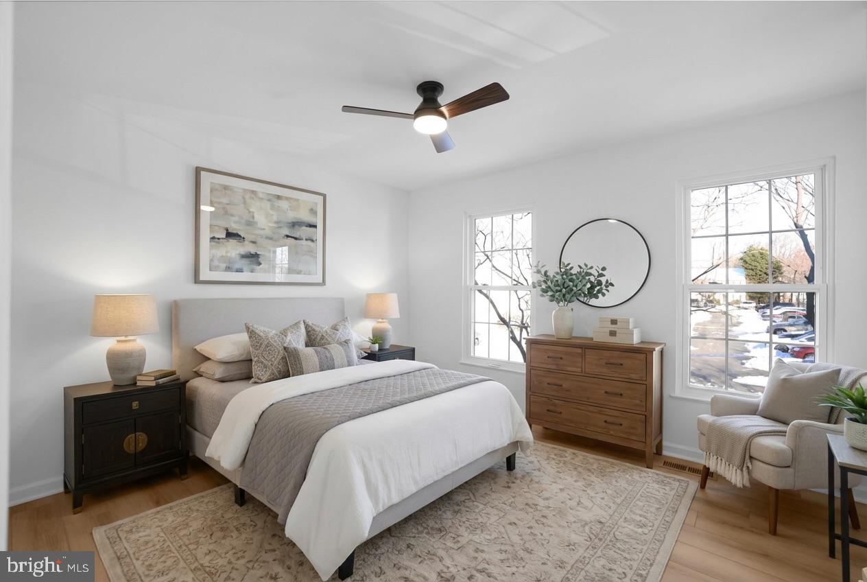 1742 TIGER LILY CIRCLE