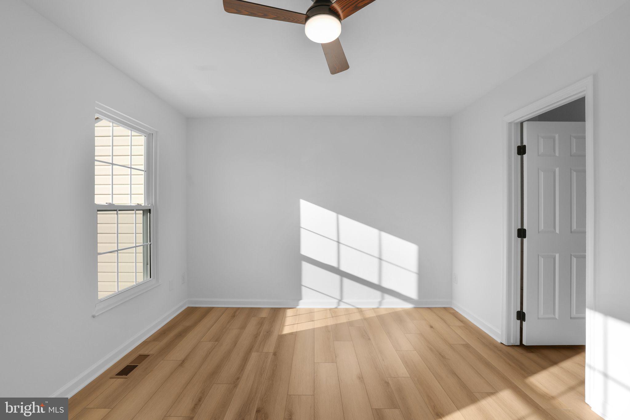 1742 TIGER LILY CIRCLE