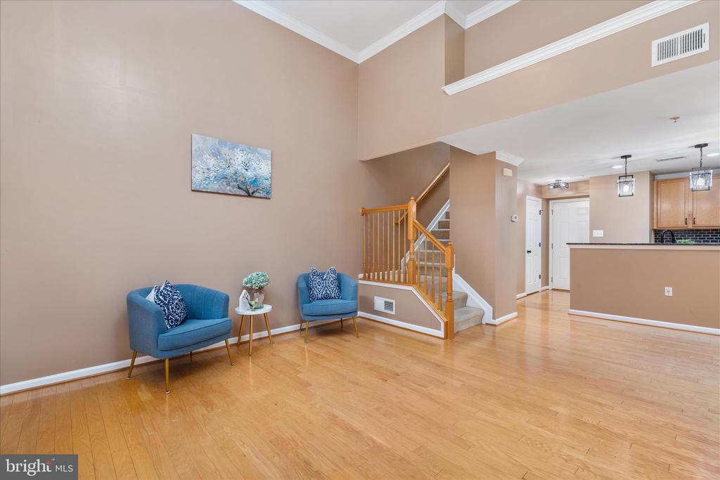 15246 ROSEMONT MANOR DRIVE