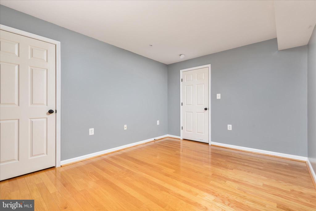15246 ROSEMONT MANOR DRIVE