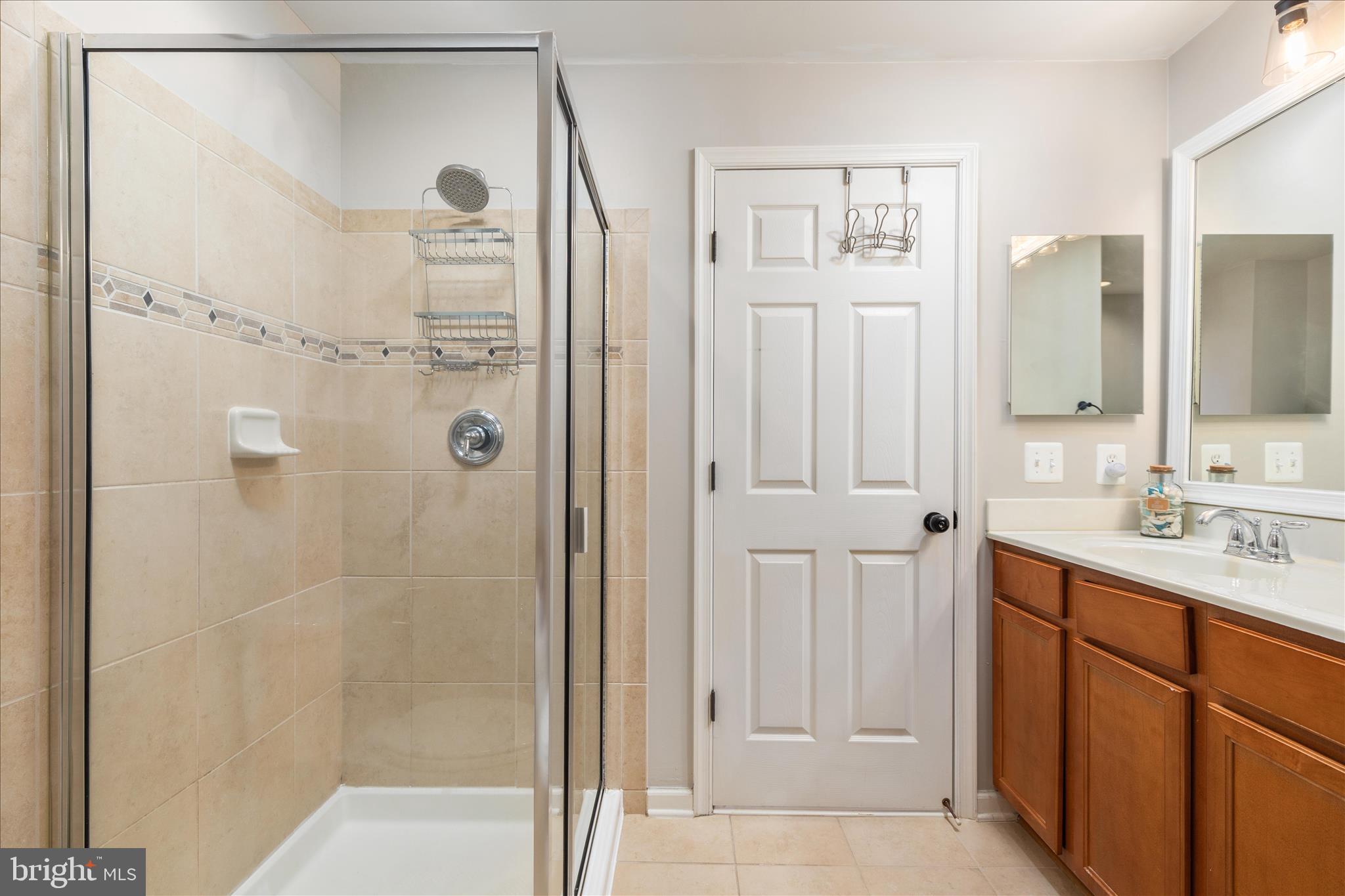 15246 ROSEMONT MANOR DRIVE