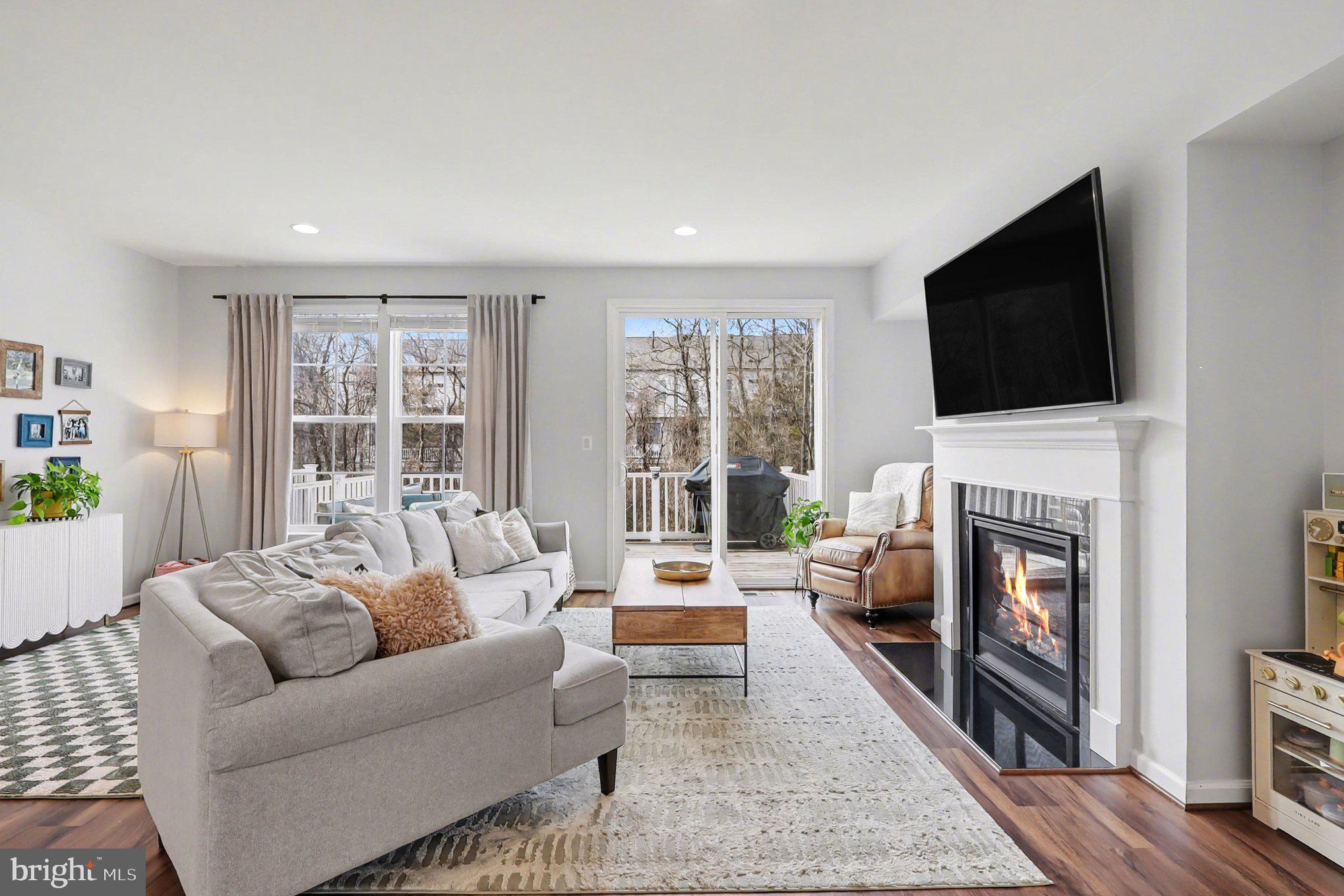 9142 WYCHE KNOLL LANE