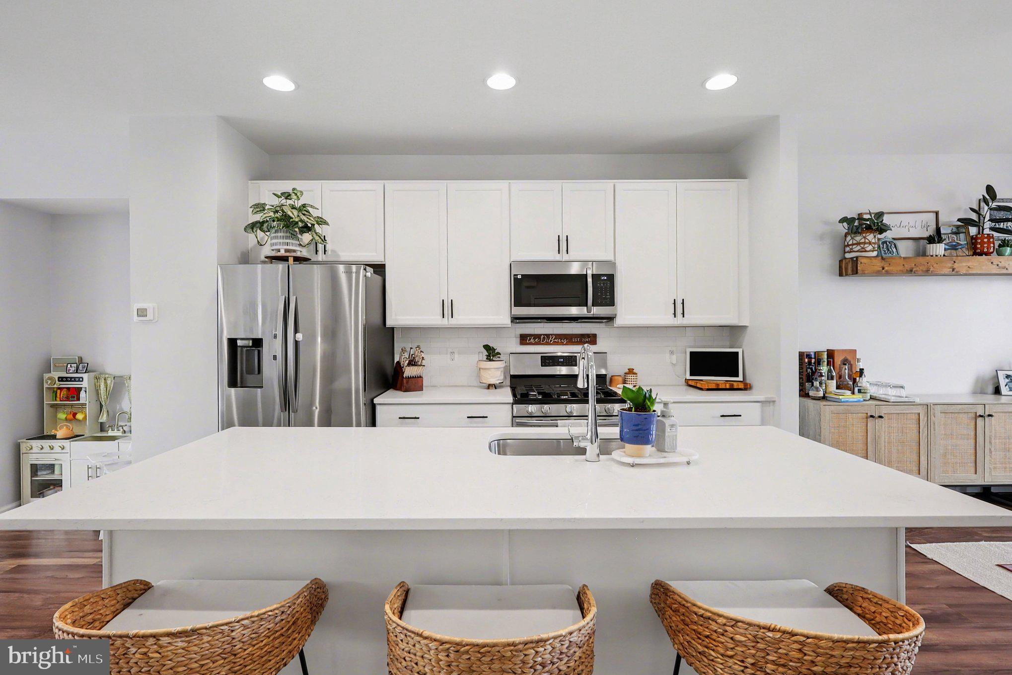 9142 WYCHE KNOLL LANE