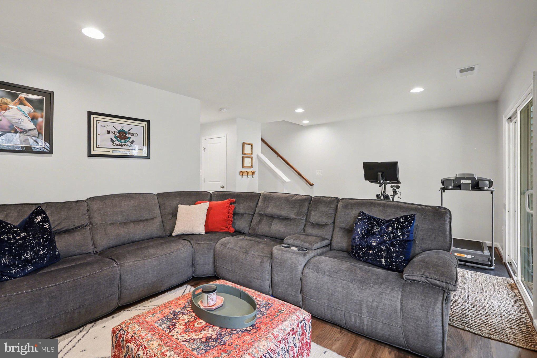 9142 WYCHE KNOLL LANE