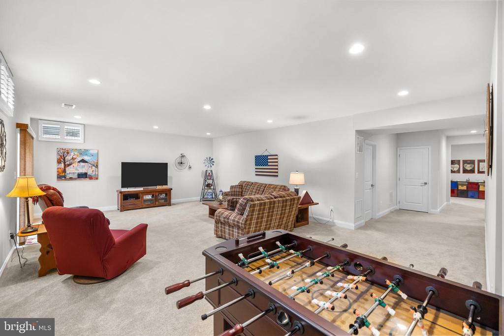 6061 TROTTERS POINT LANE