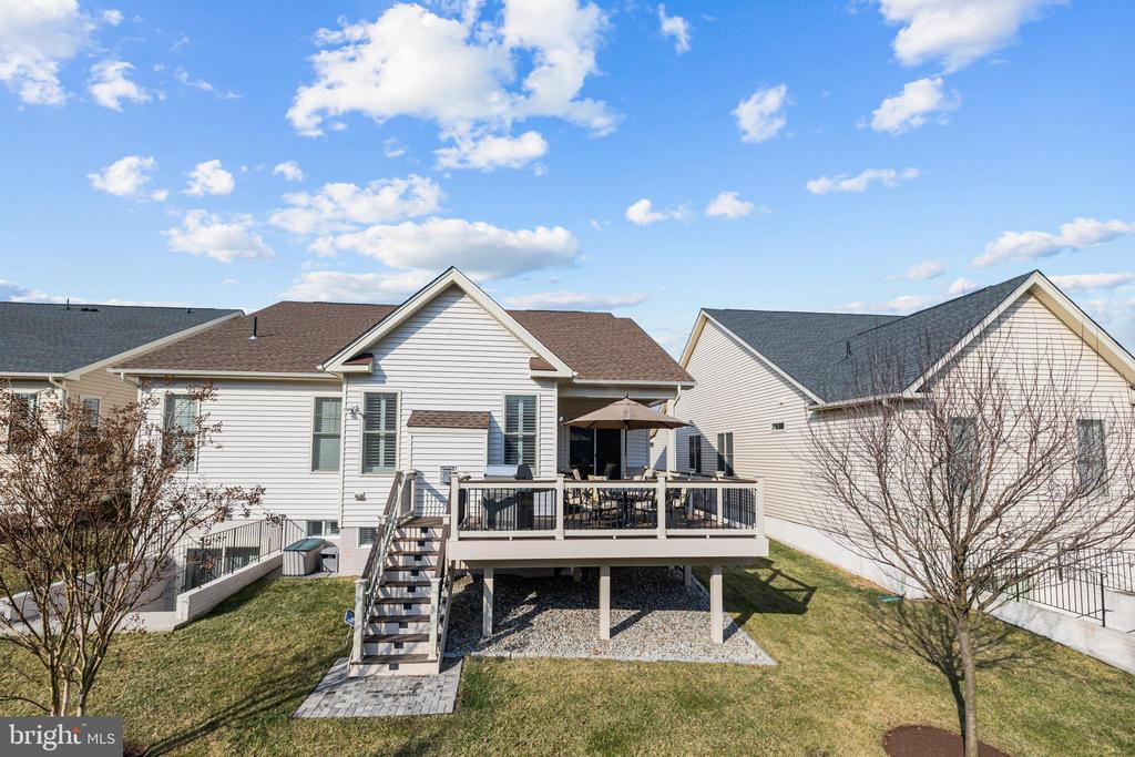 6061 TROTTERS POINT LANE