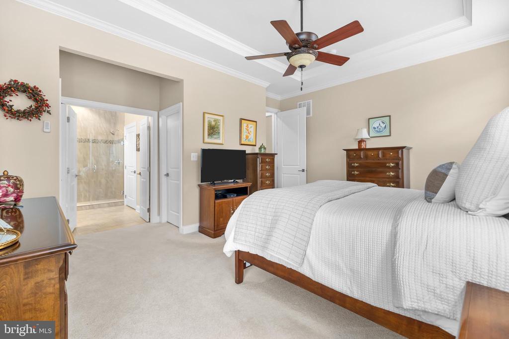 6061 TROTTERS POINT LANE