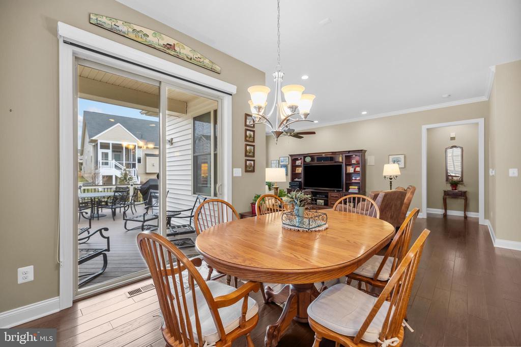6061 TROTTERS POINT LANE