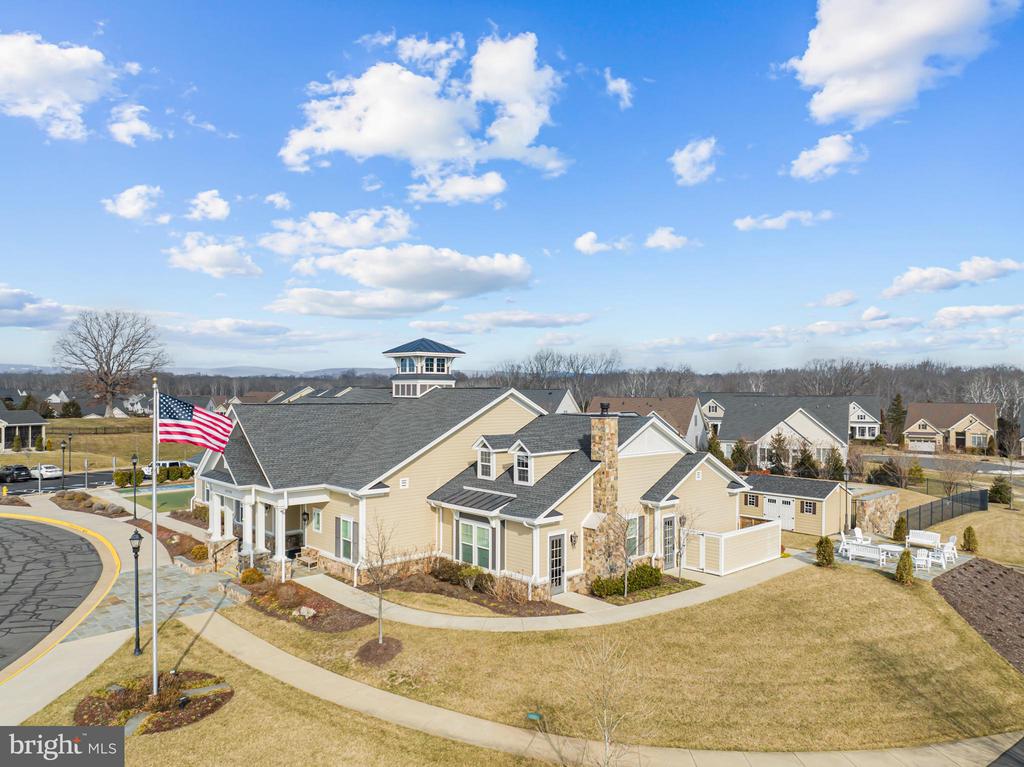 6061 TROTTERS POINT LANE