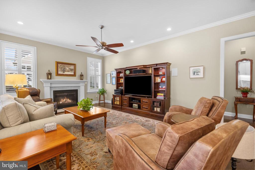 6061 TROTTERS POINT LANE