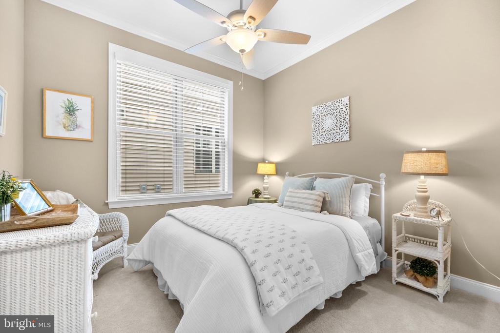 6061 TROTTERS POINT LANE