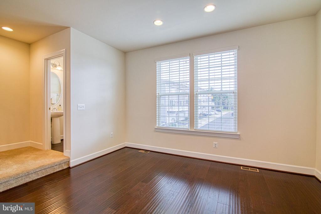 6034 CAMERONS FERRY DRIVE