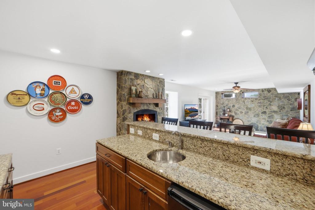 8151 CANCUN COURT
