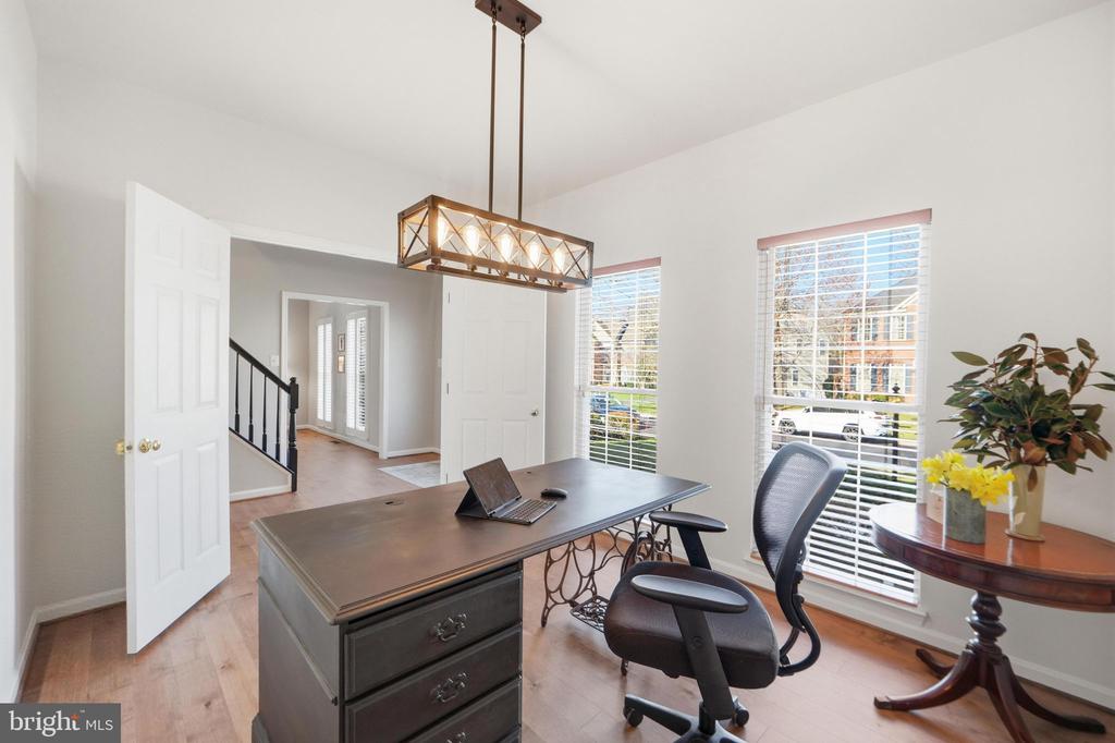 8151 CANCUN COURT