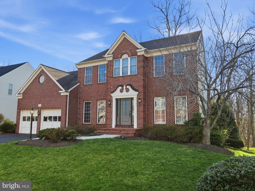 8151 CANCUN COURT