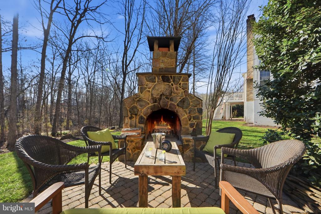 8151 CANCUN COURT