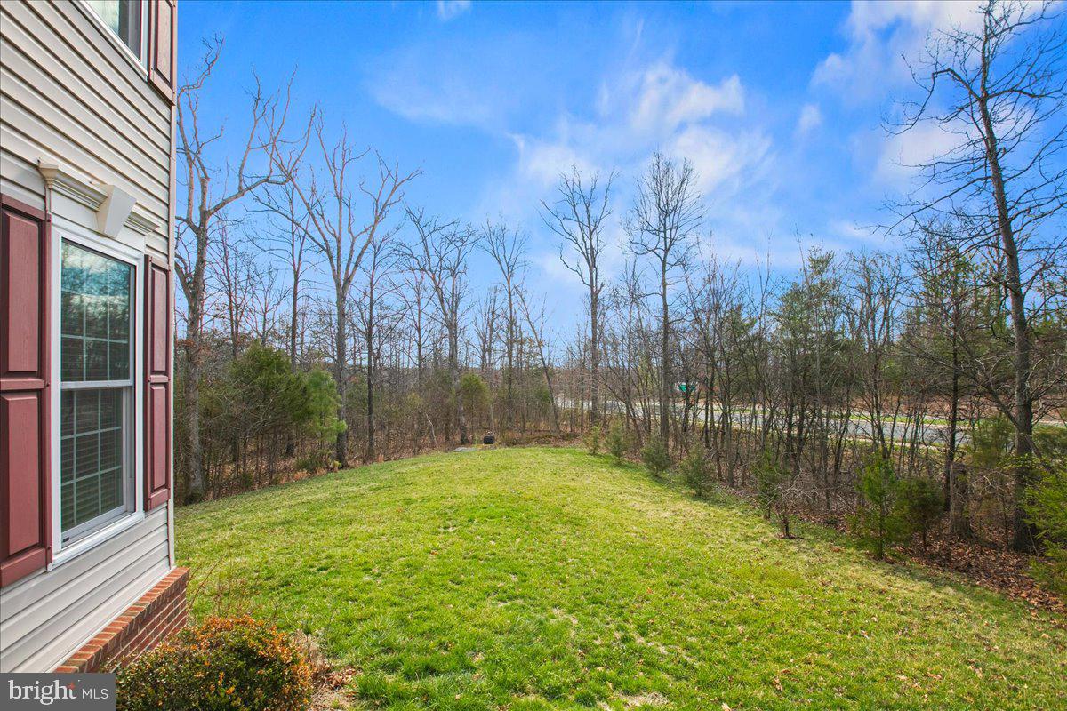 9141 AUTUMN GLORY LANE