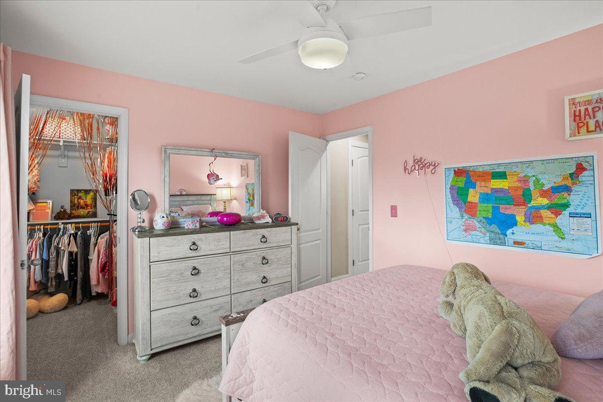 9141 AUTUMN GLORY LANE