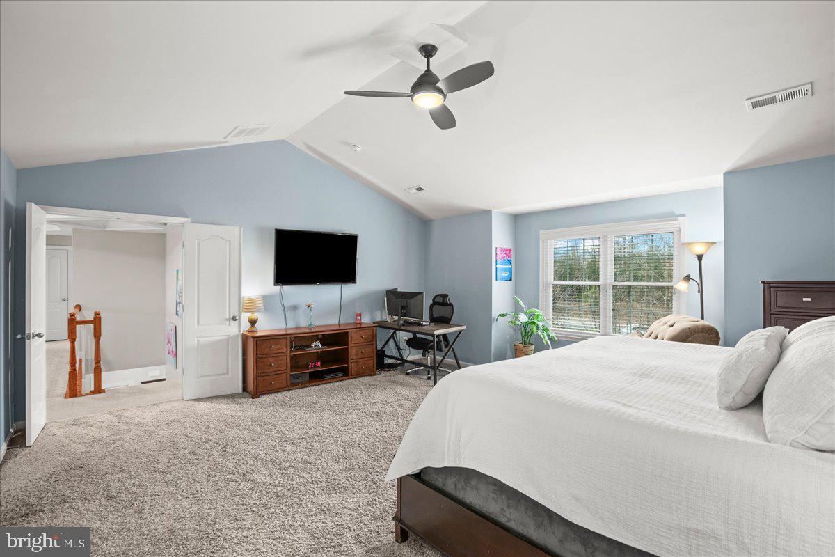 9141 AUTUMN GLORY LANE