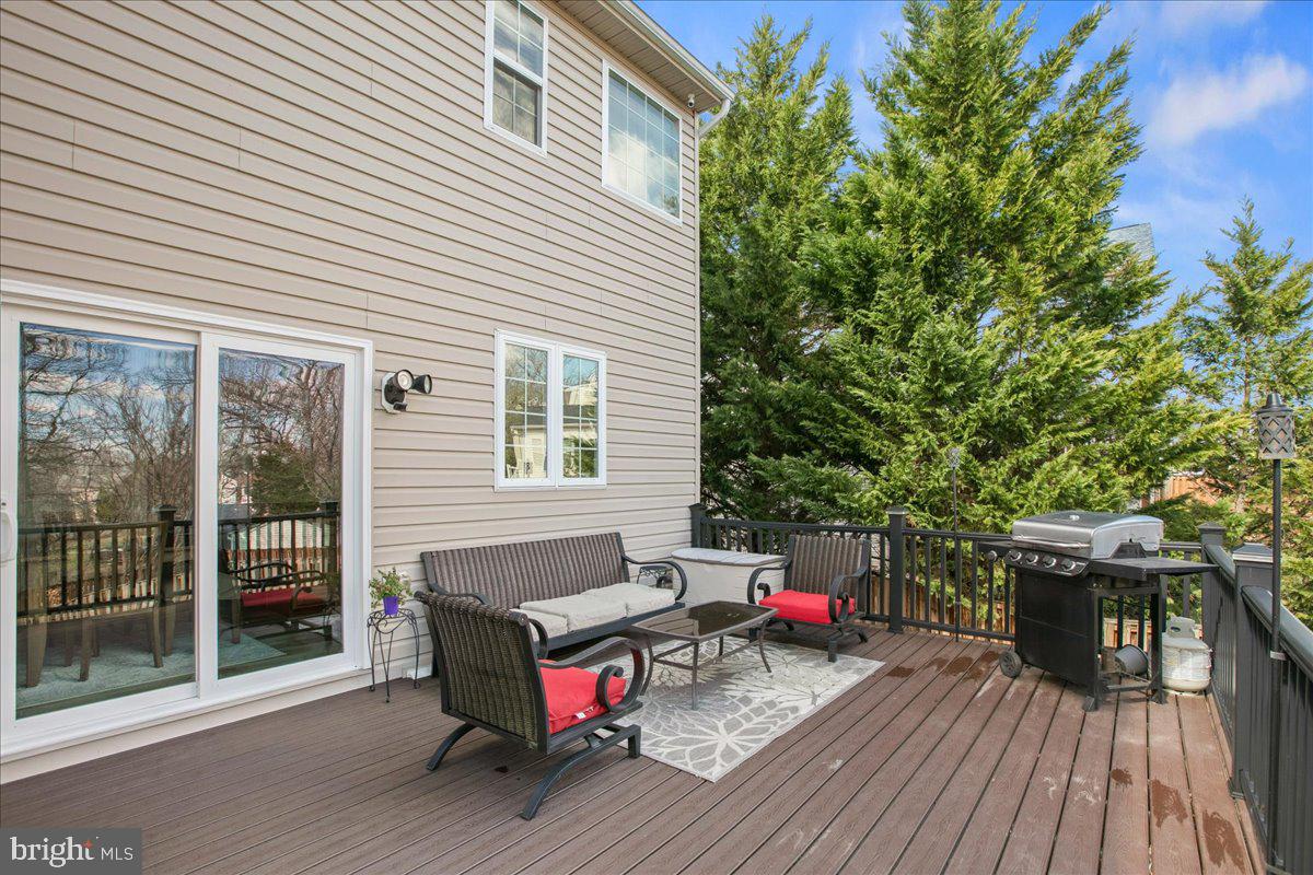 9141 AUTUMN GLORY LANE