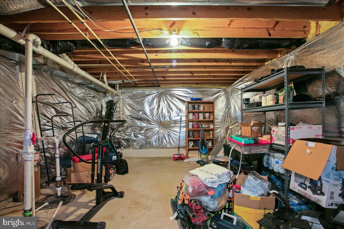 9141 AUTUMN GLORY LANE