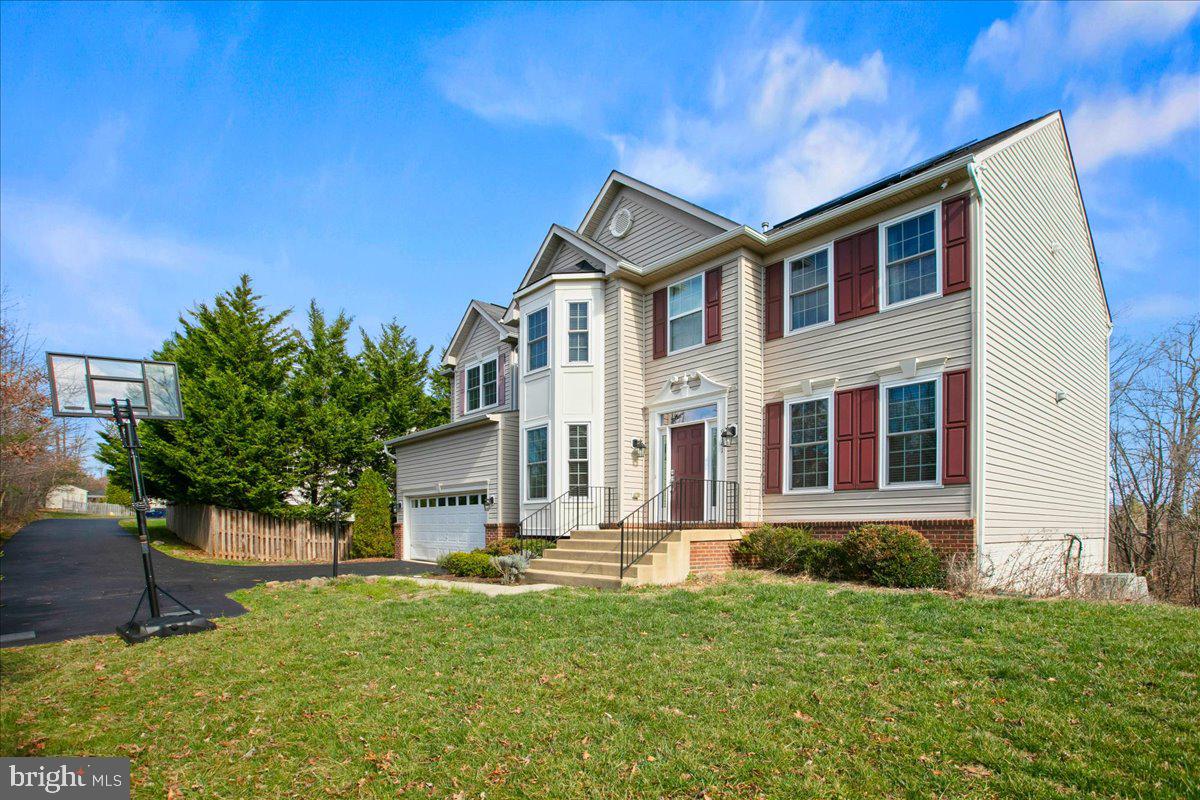 9141 AUTUMN GLORY LANE