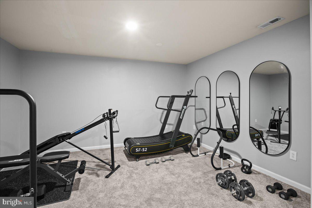 9141 AUTUMN GLORY LANE