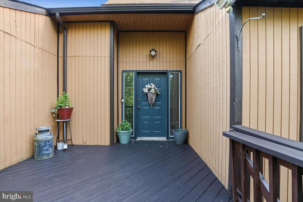 4366 STEPNEY DRIVE