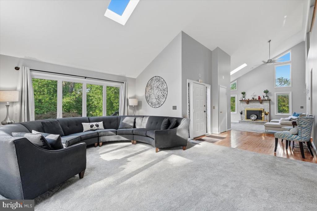 4366 STEPNEY DRIVE