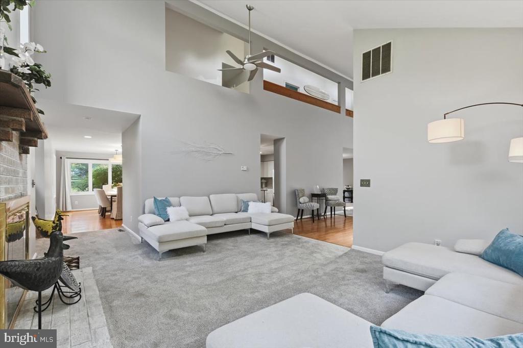 4366 STEPNEY DRIVE