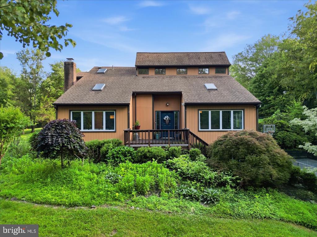 4366 STEPNEY DRIVE