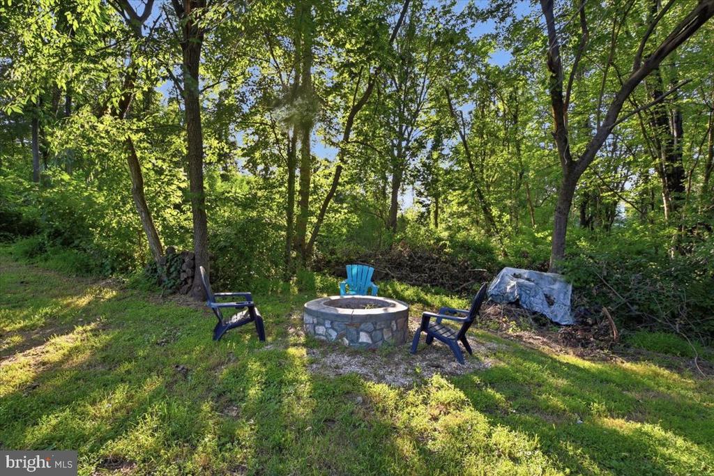 4366 STEPNEY DRIVE
