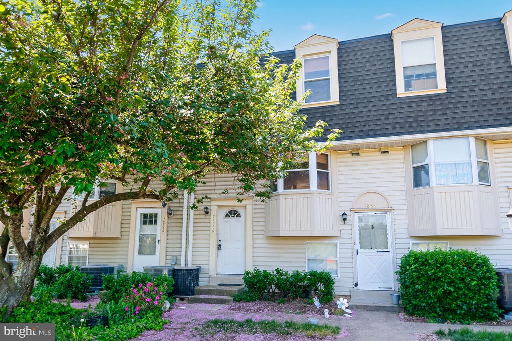 7886 BRIGHTON WAY 7886