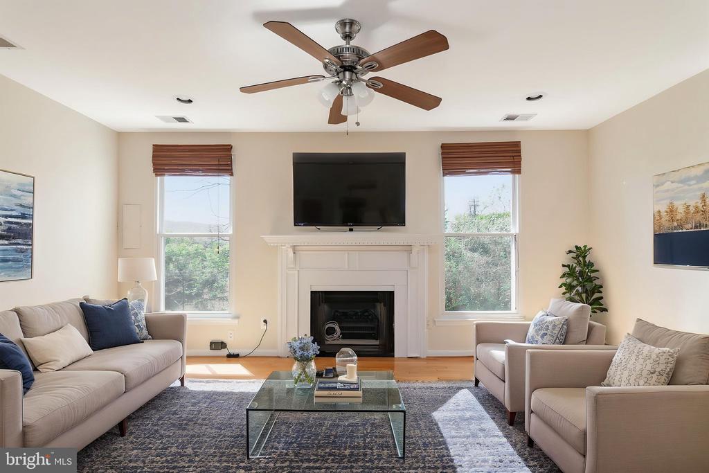7886 BRIGHTON WAY 7886