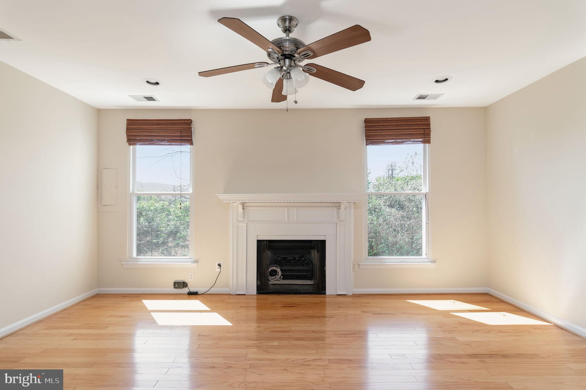 7886 BRIGHTON WAY 7886