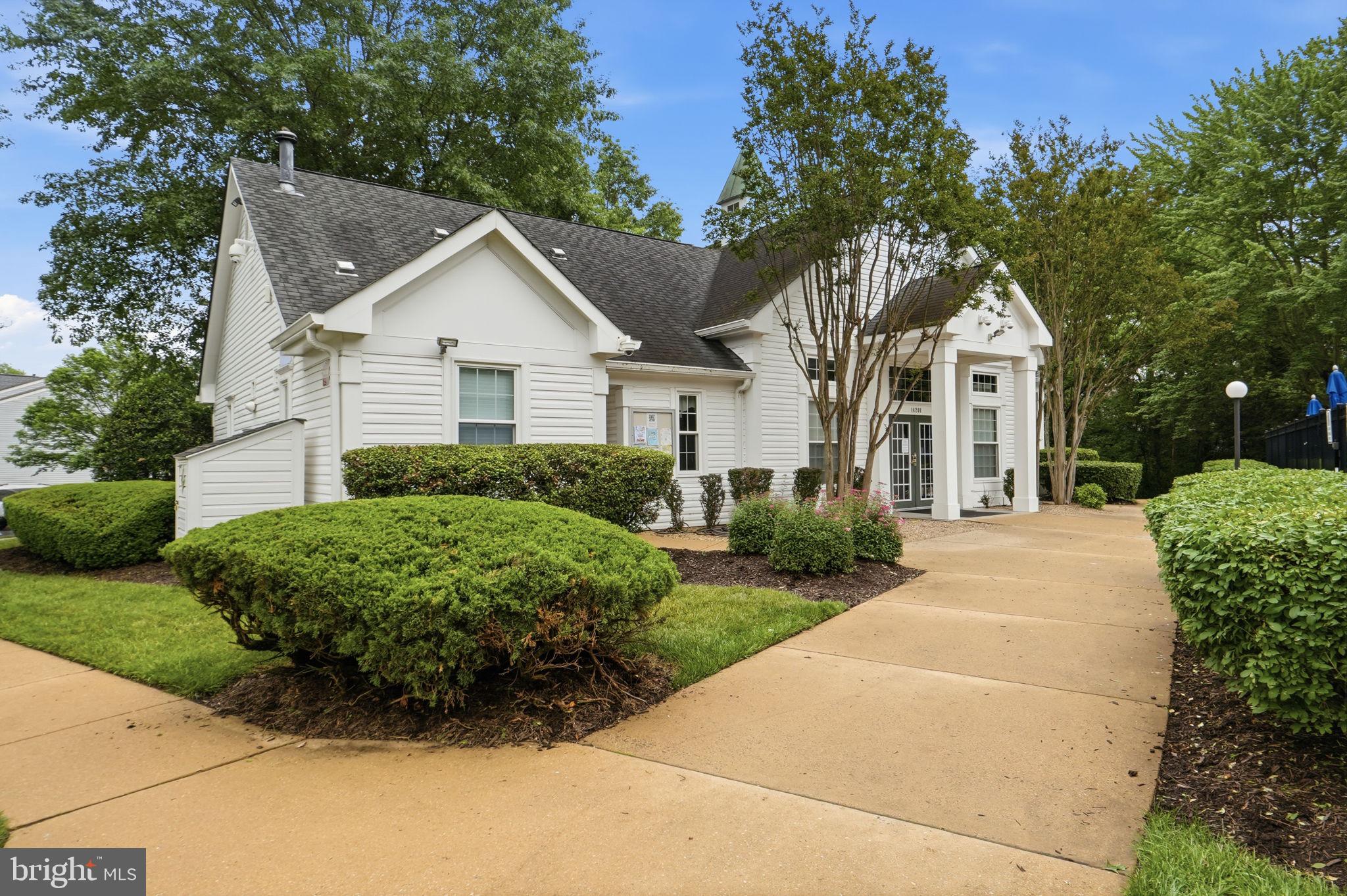 14222 LEGEND GLEN COURT