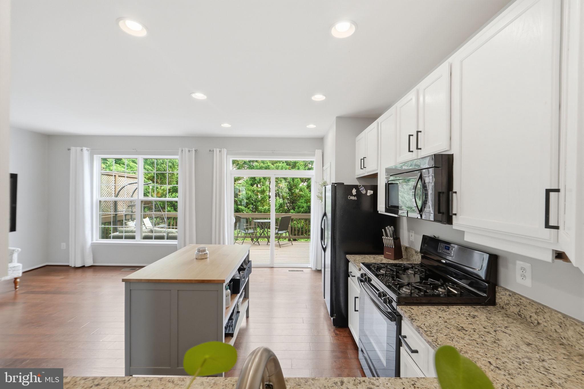 14222 LEGEND GLEN COURT